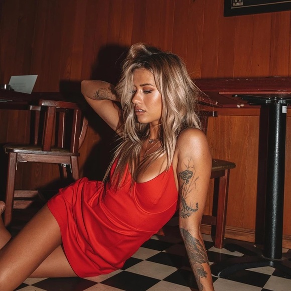 Princess Polly NWOT NOVELLA MINI DRESS RED - Picture 9 of 10